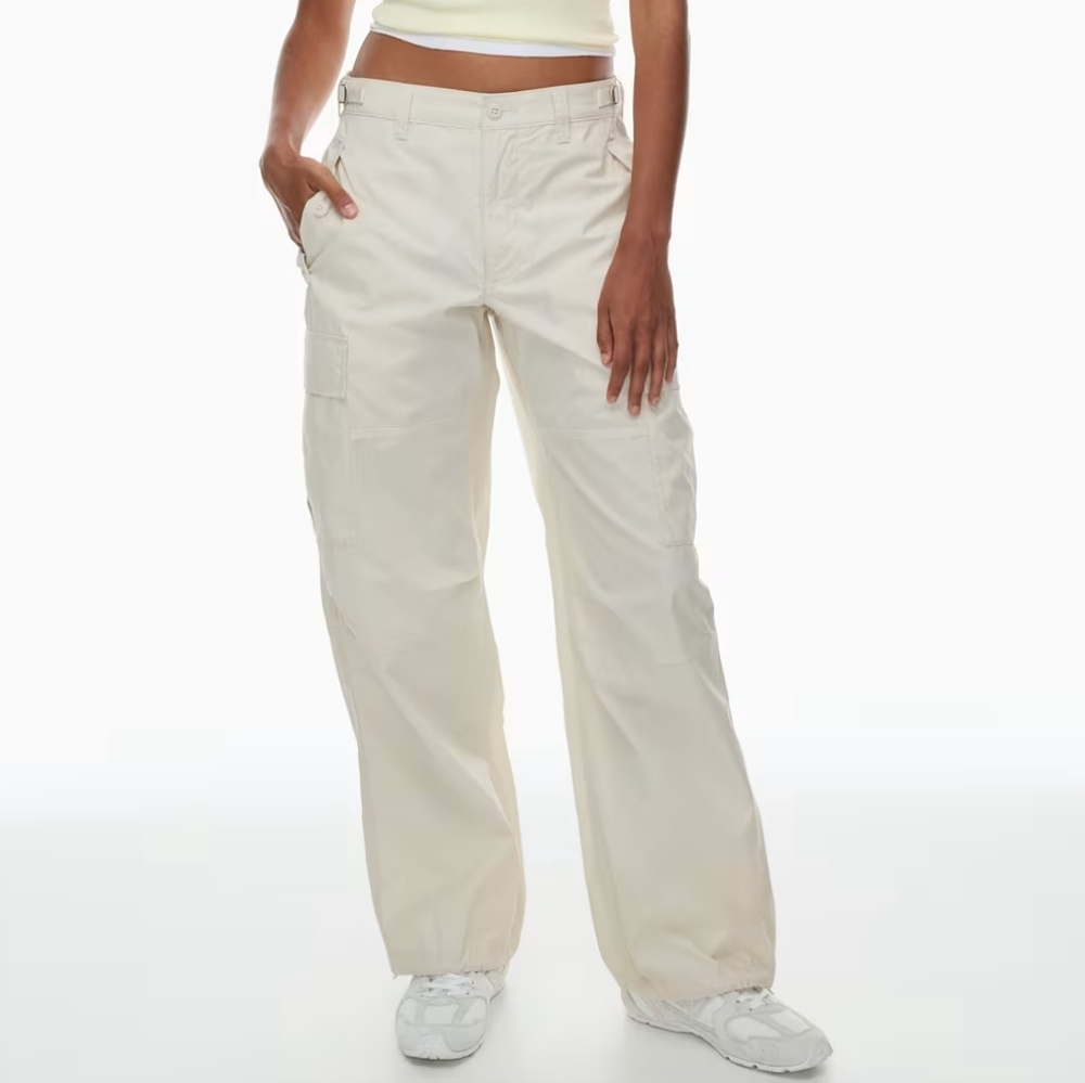 Aritzia TNA supply cargo pants